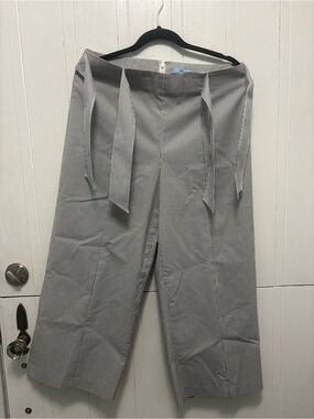 CeCe Gray Pinstripe Wide-Leg Pants